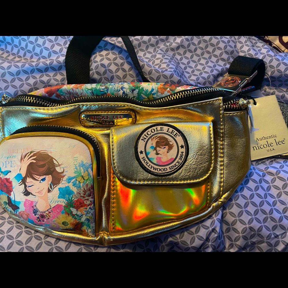 Nicole Lee Fannie Pack